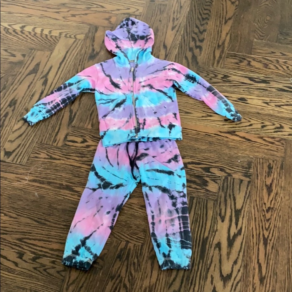 Tie-dye Sweatsuit